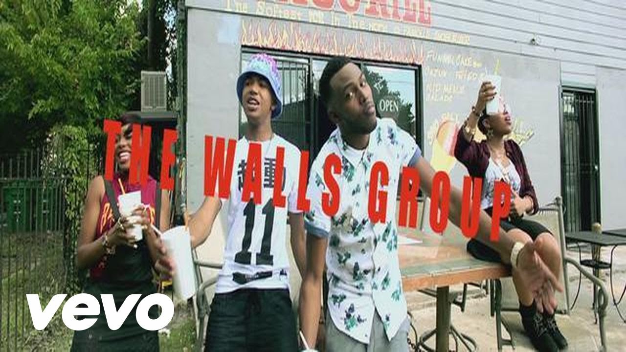 The Walls Group – Love On The Radio