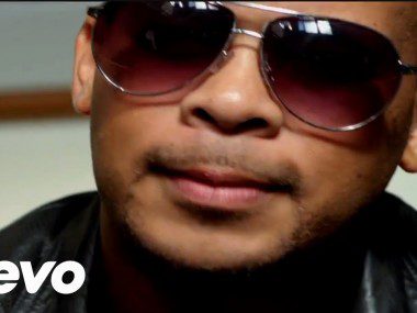 James Fortune & FIYA – Hold On