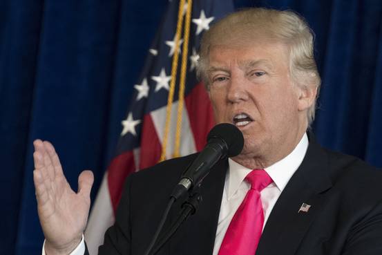 DONALD TRUMP Trump Invites Russia to Find Missing Clinton Emails