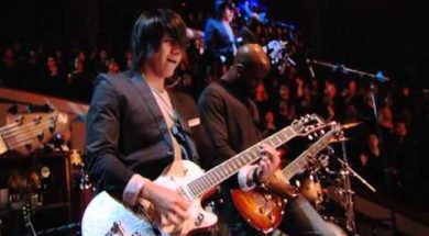 More and More by Israel & New Breed [Live]