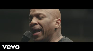 Donnie McClurkin – I Need You