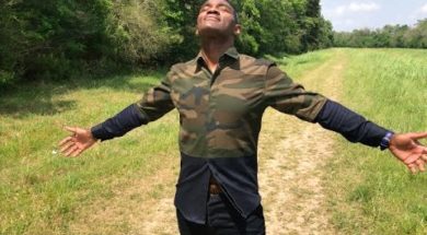 Earnest Pugh – I Need You To Breathe