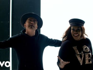 Mandisa Bleed The Same ft. TobyMac, Kirk Franklin