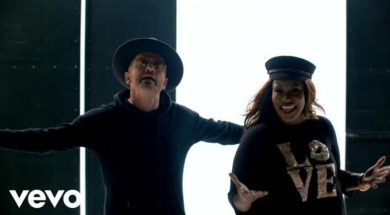 Mandisa Bleed The Same ft. TobyMac, Kirk Franklin