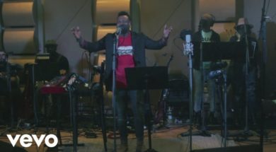 VaShawn Mitchell – Wind of God (Official Music Video)