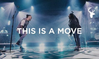 This is a Move – Brandon Lake and Tasha Cobbs Leonard | Moment