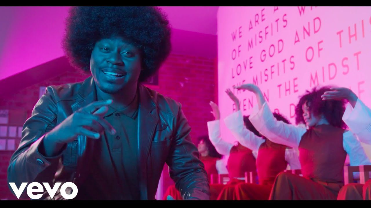 Charles Jenkins & Fellowship Chicago – He’ll Make It Alright (Official Video)