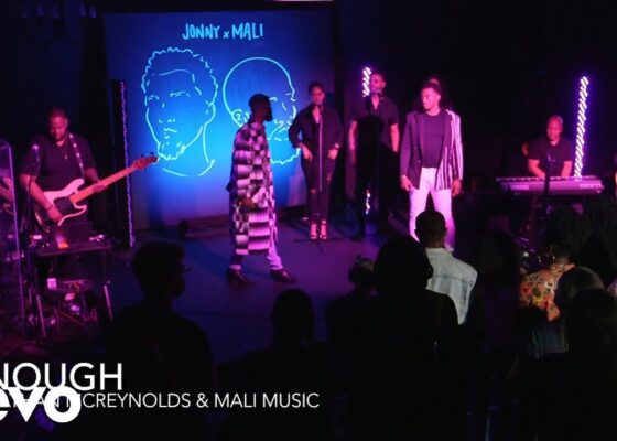 Jonathan McReynolds, Mali Music – Enough (Live Performance)