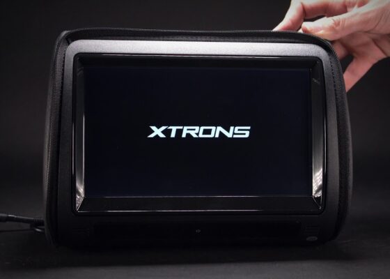 Universal – Car Headrest DVD Player (HD928THD)
