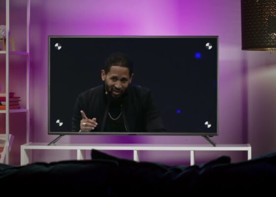 Fred Price Shows His Congregation…He’s An Israelite.